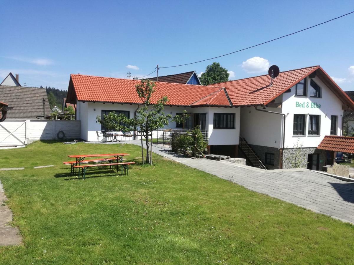 Bed & Bike Apartment Trichtingen Luaran gambar
